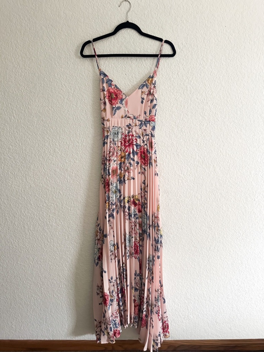 Blush Floral Pleated Maxi Dress with Spaghetti Straps